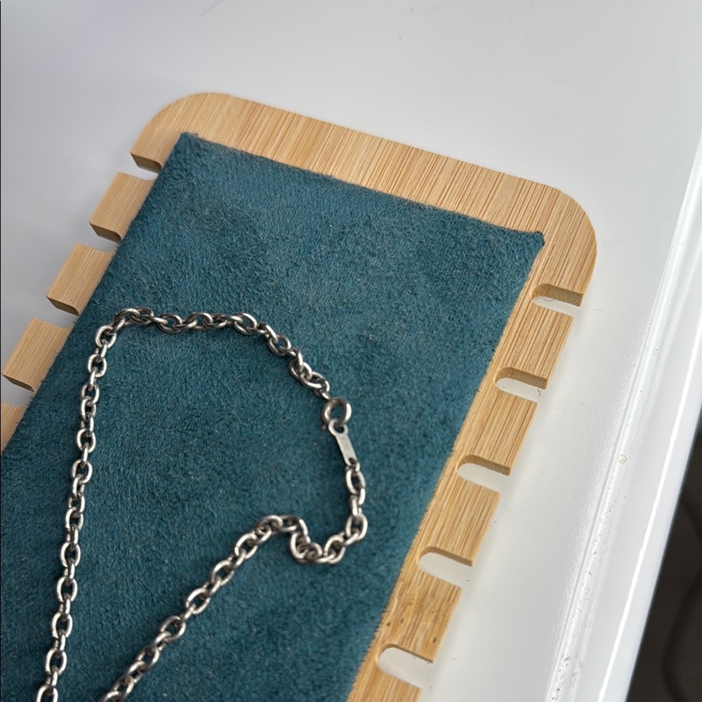 Gucci Silver Necklace - Picture 4 of 4